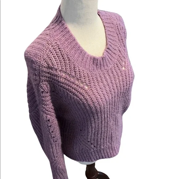Elizabeth and James Giada Crewneck Sweater - Picture 4 of 6